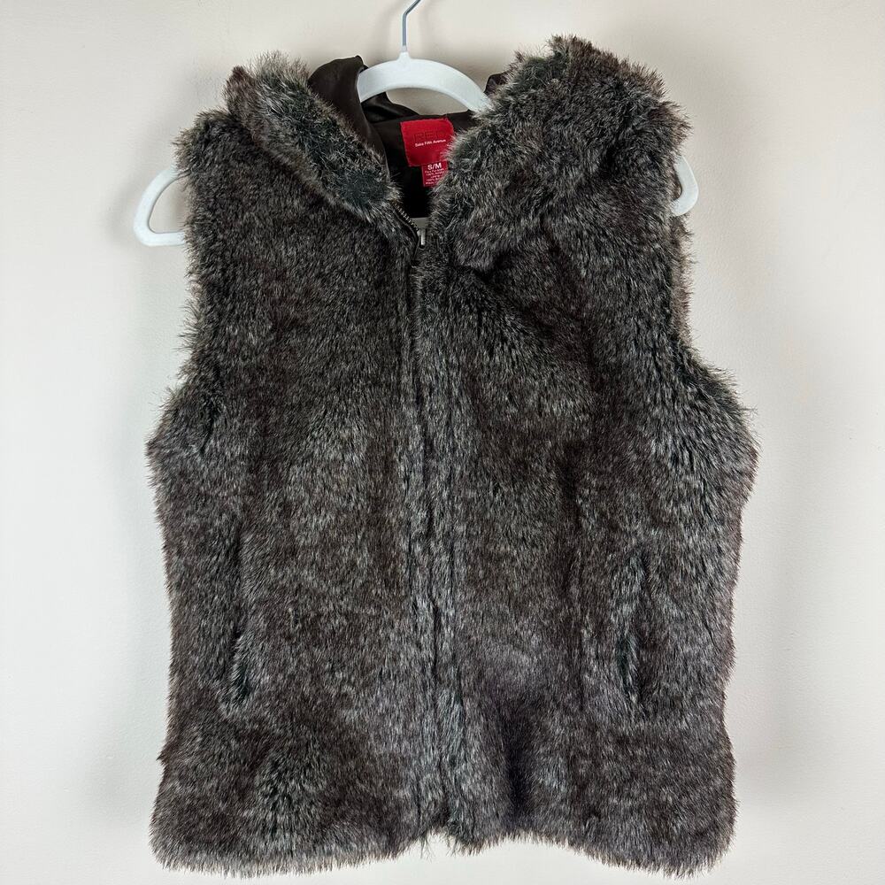 RED Saks Fifth Avenue Womens Faux Fur Vest Hooded Size S/M Old Money Euro Layer